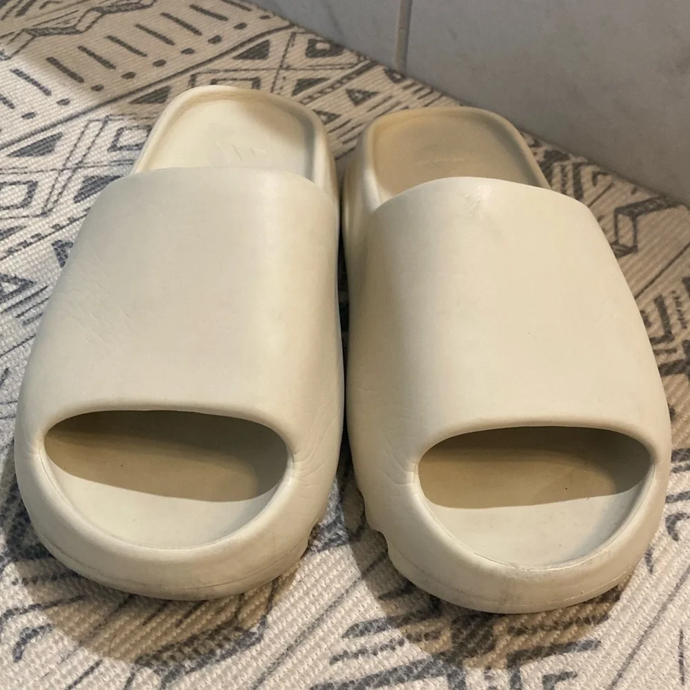 Yeezy Adidas Slides Color Pure Mens size 13
